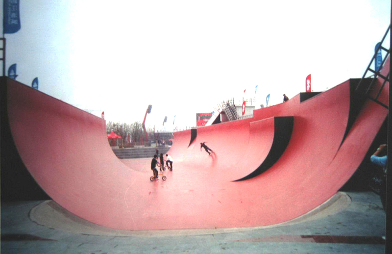 上海SMP極限運(yùn)動(dòng)公園大型U形槽