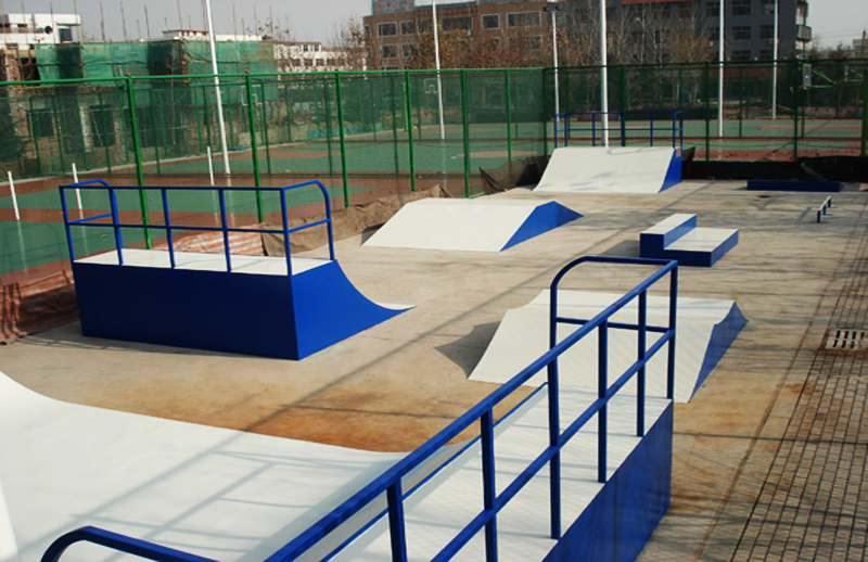 山東省新泰市體育中心極限運(yùn)動(dòng)場(chǎng)