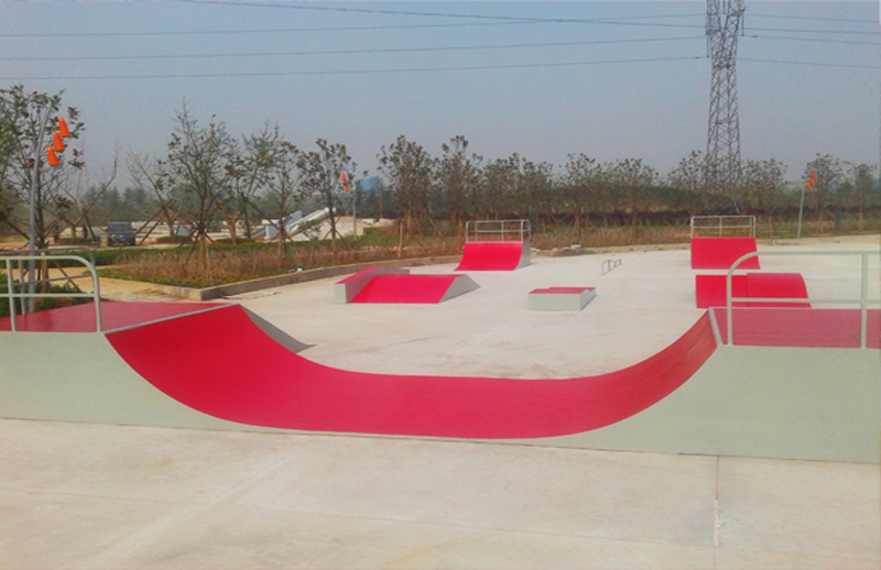 河南省鄭州市雕塑公園極限運(yùn)動(dòng)場(chǎng)