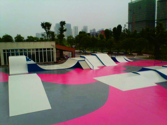 重慶大學(xué)城青年廣場(chǎng)極限運(yùn)動(dòng)場(chǎng)