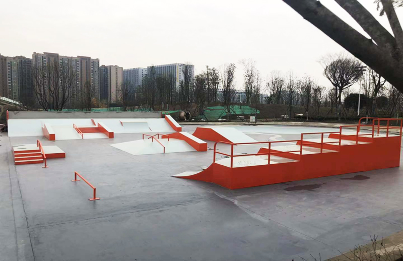 四川省成都市鳳凰山公園極限運動場(街式比賽區(qū))