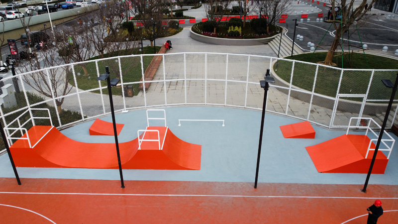 湖北省武漢市萬(wàn)科未來(lái)中心極限運(yùn)動(dòng)場(chǎng)