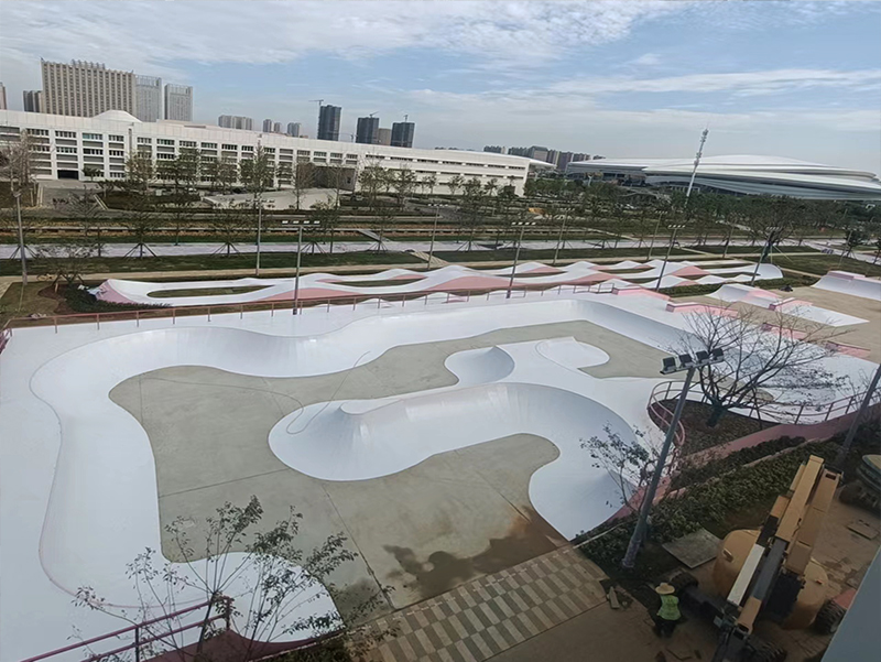 湖北省武漢市櫻花溪公園極限運(yùn)動(dòng)場(chǎng)(組合碗池區(qū))