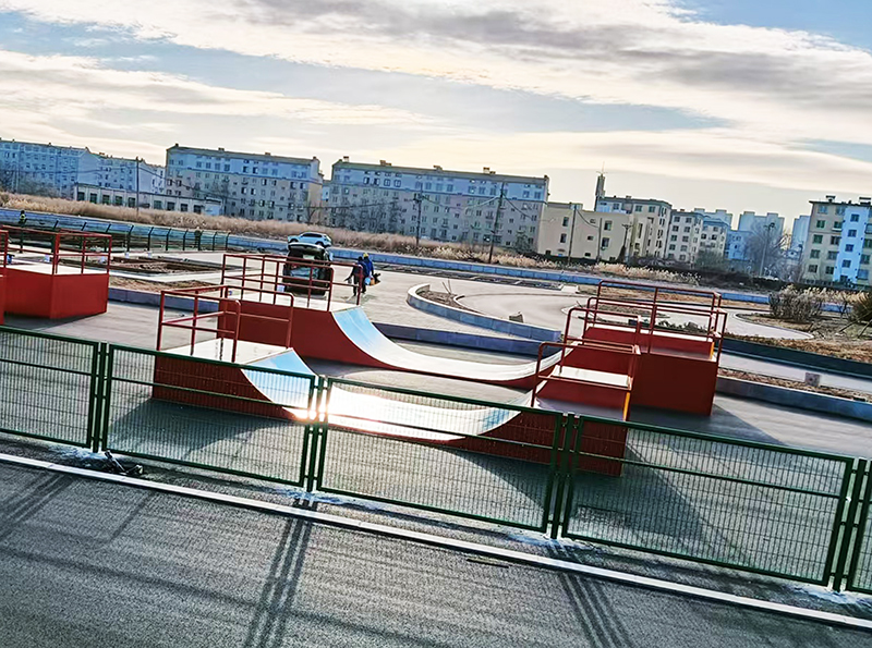 遼寧省營(yíng)口市大遼河城市公園極限運(yùn)動(dòng)場(chǎng)(U槽區(qū))